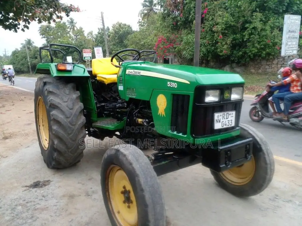 John-Deere 5310 2012 Tractor (Used)