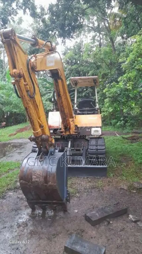 Yanmar Yanmar 2010 Heavy-Duty (Used)