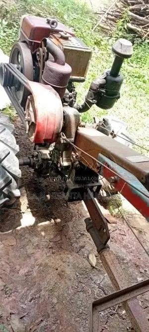 Kubota GN12 Sifang 1995 Tractor (Used)