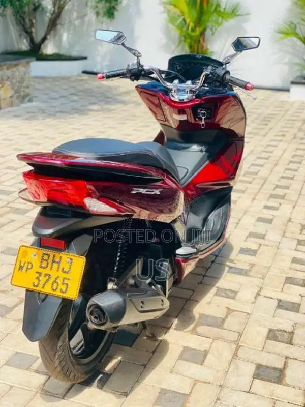Honda Pcx 2018 Motorbike (Used)