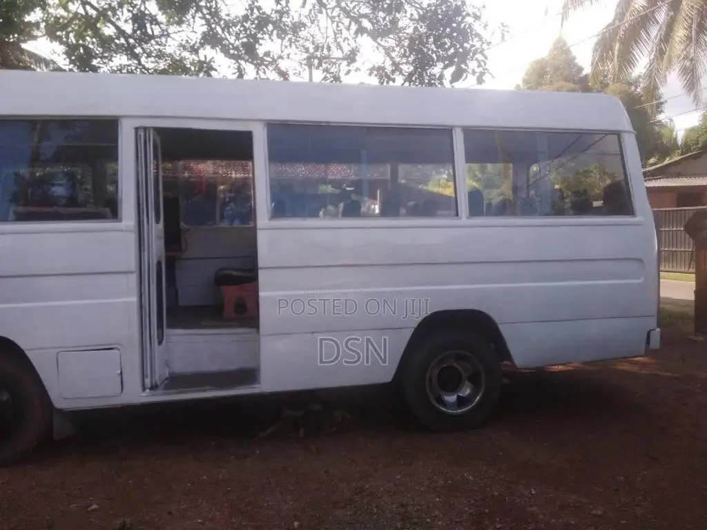 Mitsubishi Rosa 1981 Bus (Used)
