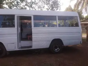 Mitsubishi Rosa 1981 Bus (Used)