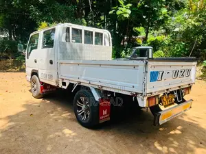Isuzu Crewcab 1985 Crew Cab (Used)
