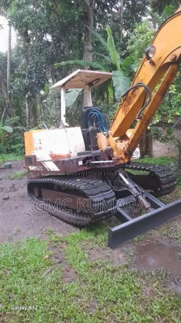 Yanmar Yanmar 2010 Heavy-Duty (Used)
