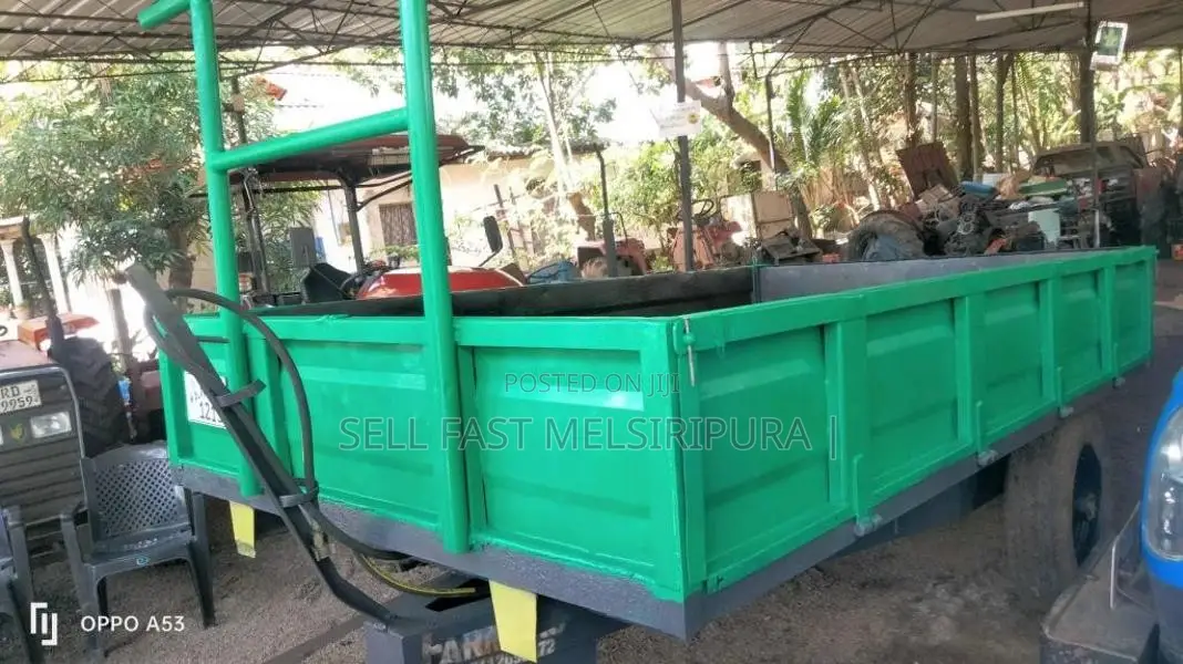 John-Deere Trailer 2020 Tractor (Used)