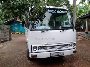 Mitsubishi Rosa 1981 Bus (Used)