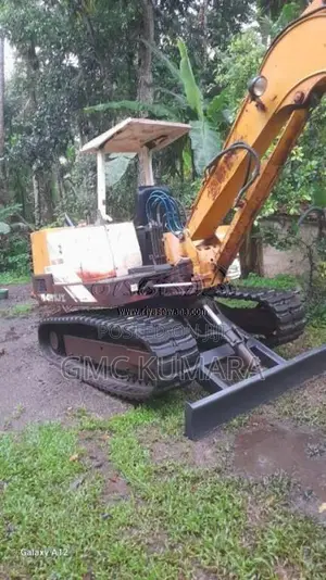 Yanmar Yanmar 2010 Heavy-Duty (Used)