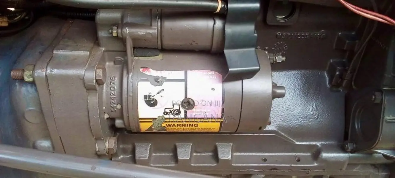 Massey-Ferguson 240 1998 Tractor (Used)