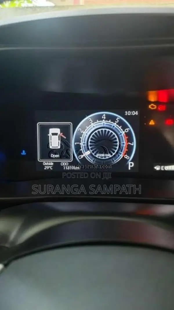 Toyota Raize 2025 SUV (Used)