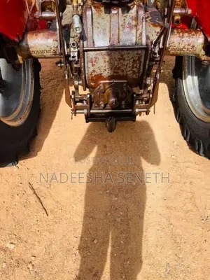 Massey-Ferguson 135 1996 Tractor (Used)
