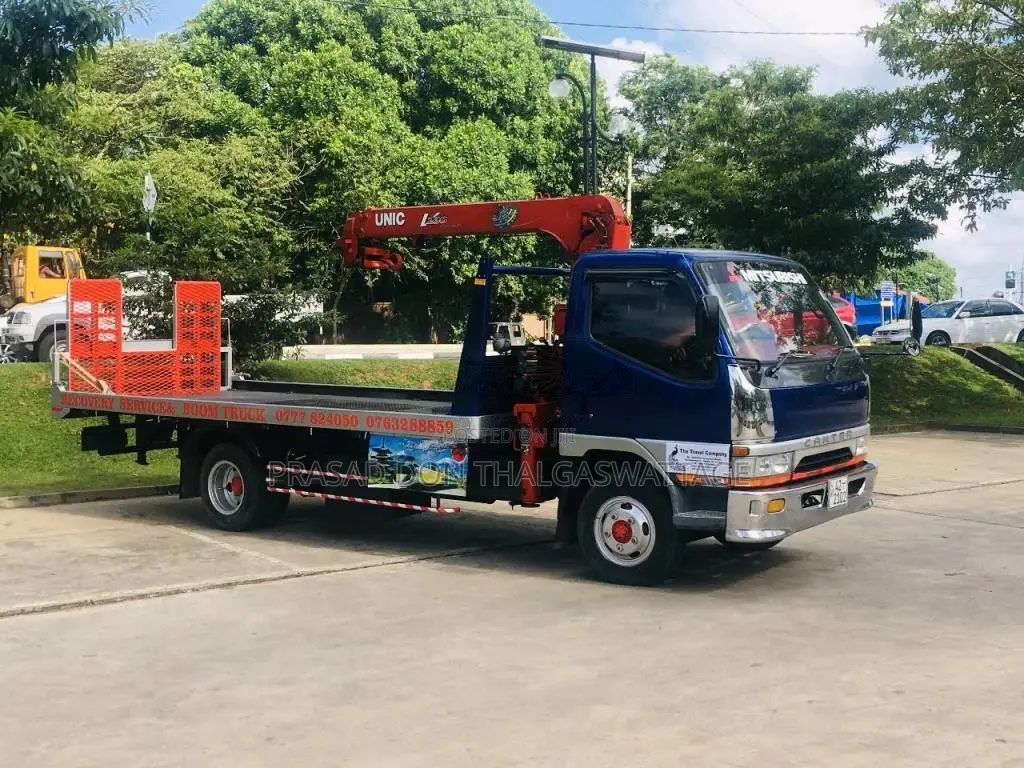 Mitsubishi CANTER 2001 Lorry (Used)