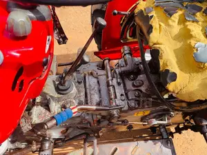 Massey-Ferguson 135 1996 Tractor (Used)