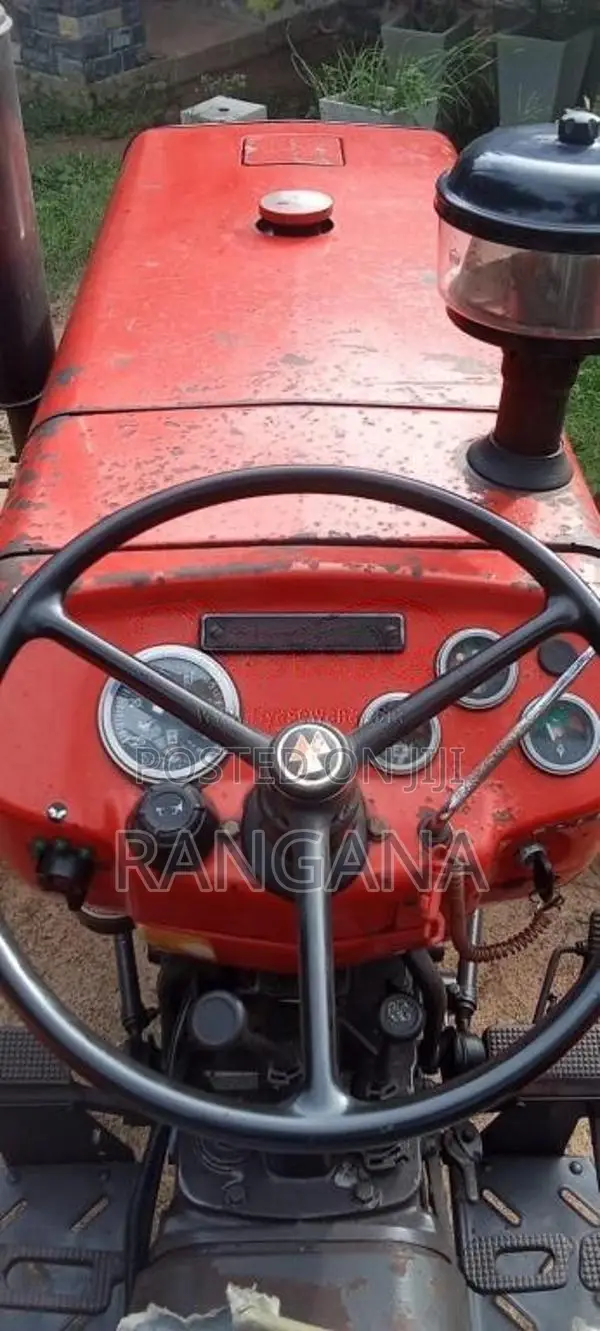 Massey-Ferguson 240 1998 Tractor (Used)