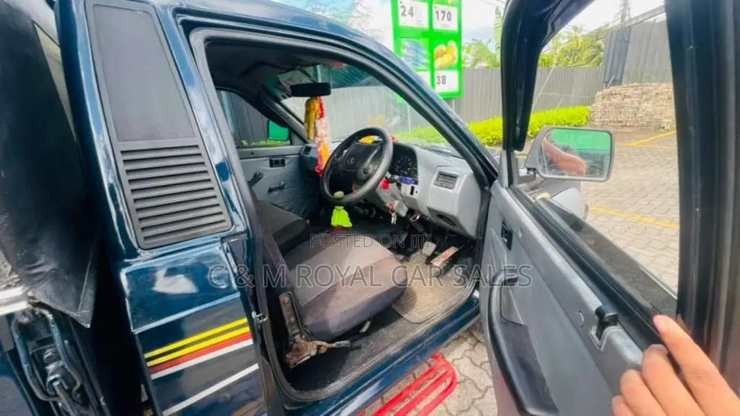 Tata 207 2011 Pickup (Used)