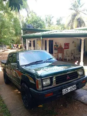 Mitsubishi L200 1999 Pickup (Used)