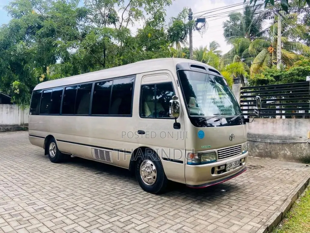Toyota Coaster 2000 Bus (Used)