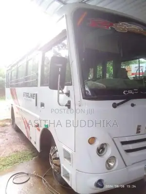 Eicher Starline 2017 Bus (Used)