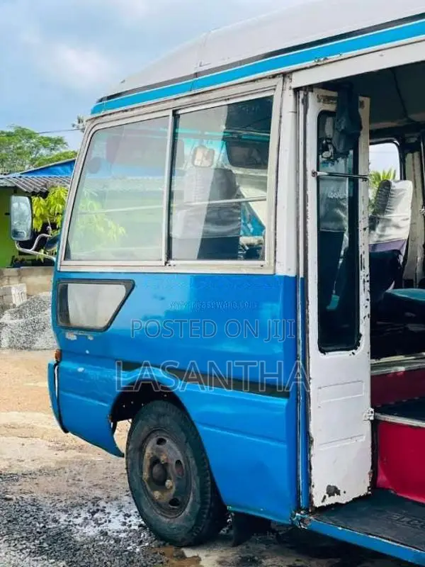 Mitsubishi Rosa 1991 Bus (Used)