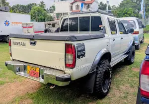 Nissan D22 1999 Pickup (Used)