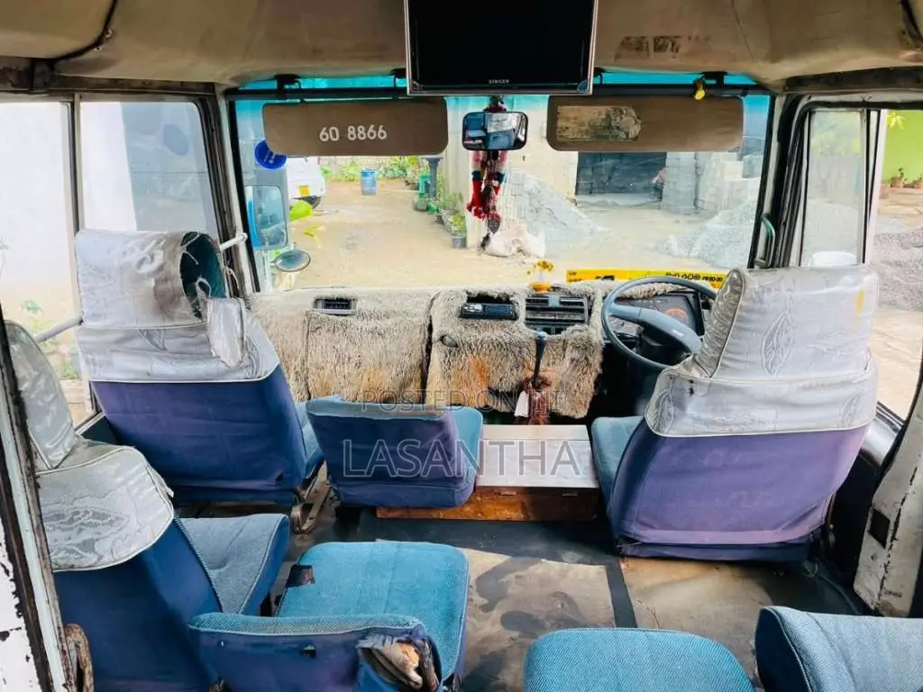 Mitsubishi Rosa 1991 Bus (Used)