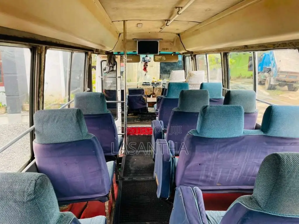 Mitsubishi Rosa 1991 Bus (Used)