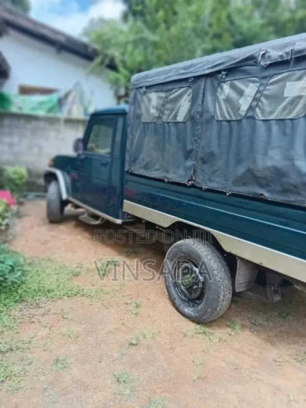 Mahindra Bolero Maxi Truck 2011 Pickup (Used)