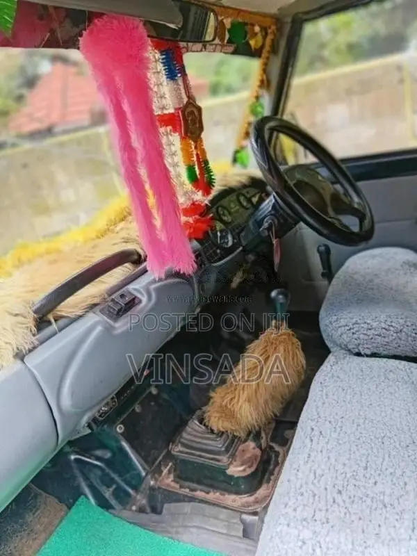 Mahindra Bolero Maxi Truck 2011 Pickup (Used)