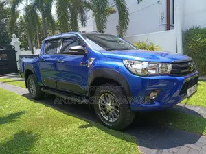 Toyota Hilux 2016 Pickup (Used)
