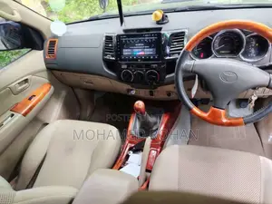 Toyota Hilux Smart Cap 2010 Pickup (Used)