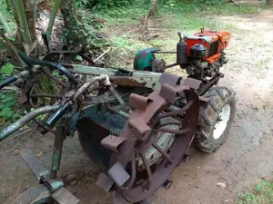 Kubota RT140 2016 Tractor (Used)