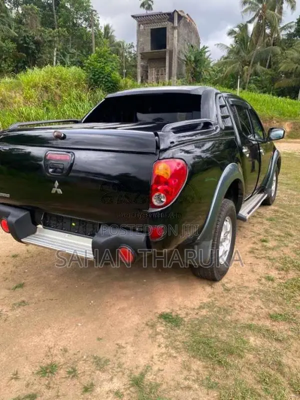 Mitsubishi L200 2007 Pickup (Used)