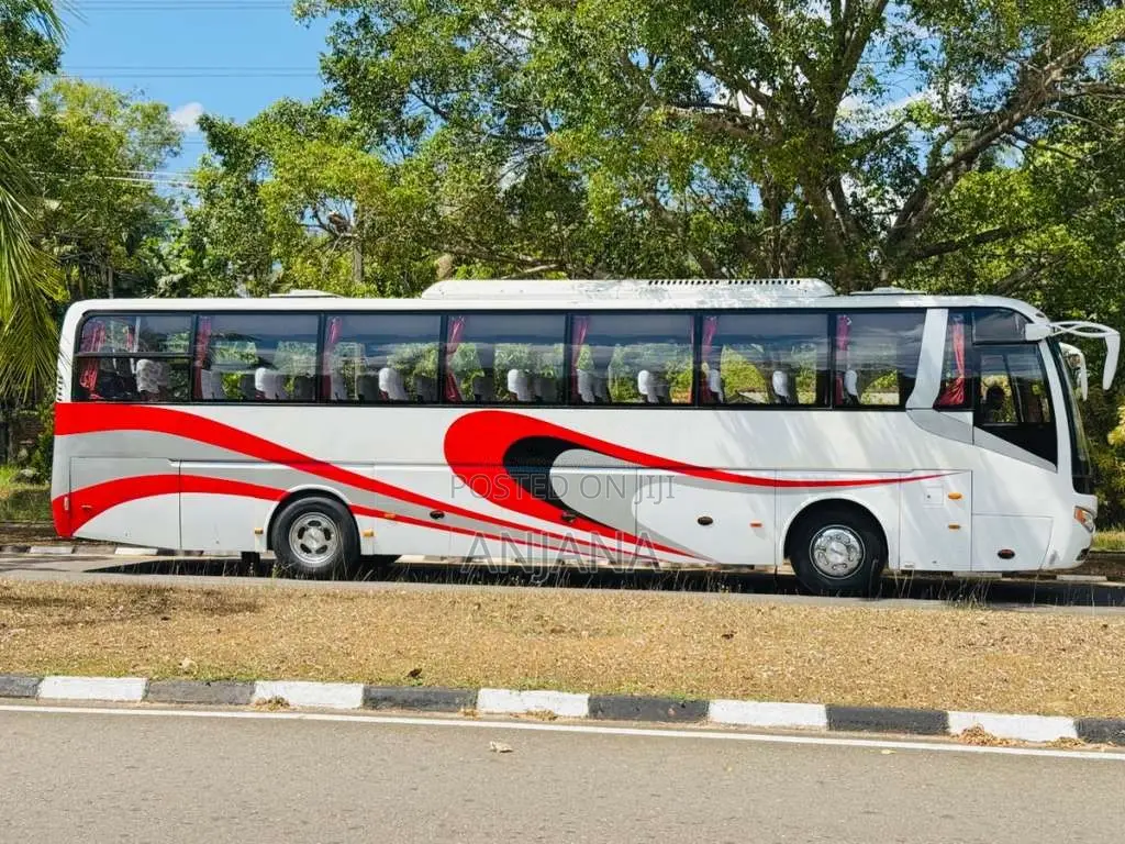 Other Zhonda 50 Seat 2011 Bus (Used)