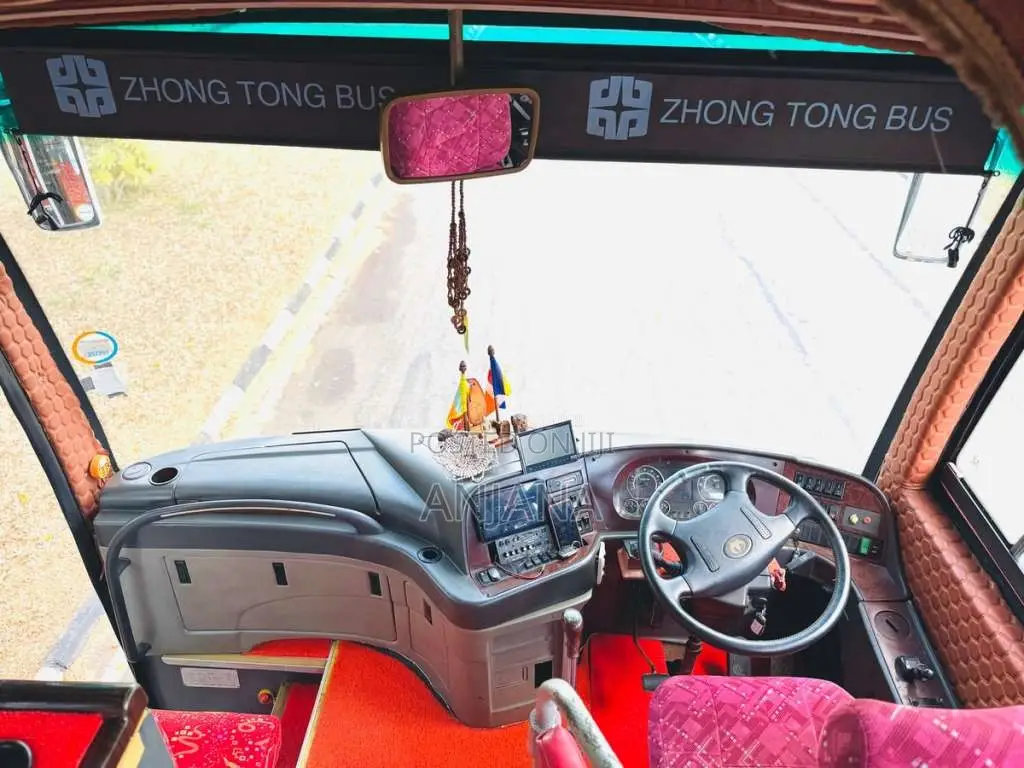 Other Zhonda 50 Seat 2011 Bus (Used)