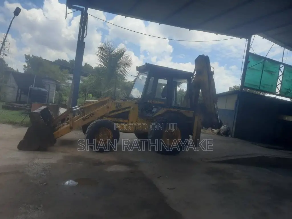 JCB 3CX 1990 Heavy-Duty (Used)