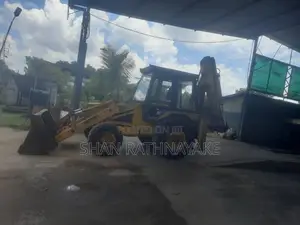 JCB 3CX 1990 Heavy-Duty (Used)