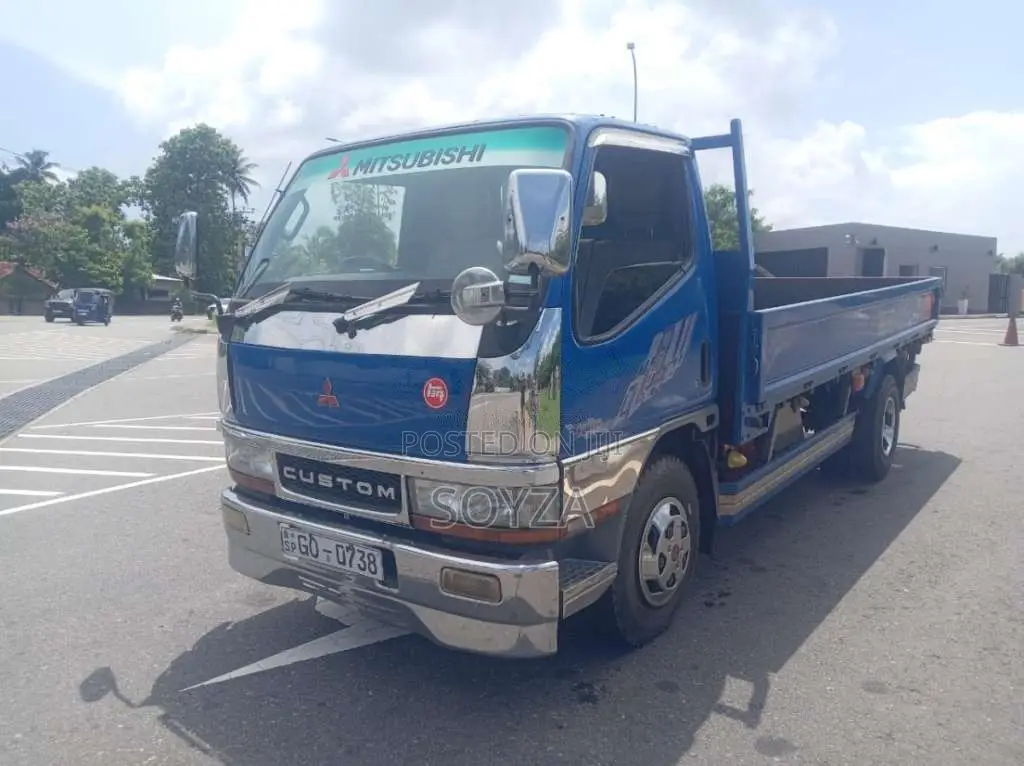 Mitsubishi Canter 1995 Lorry (Used)