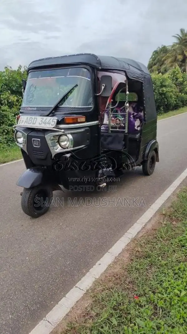 Bajaj RE 2015 Three Wheel (Used)