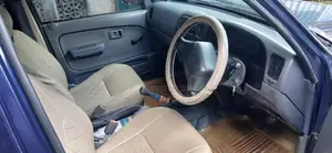 Toyota Hilux 2000 Pickup (Used)