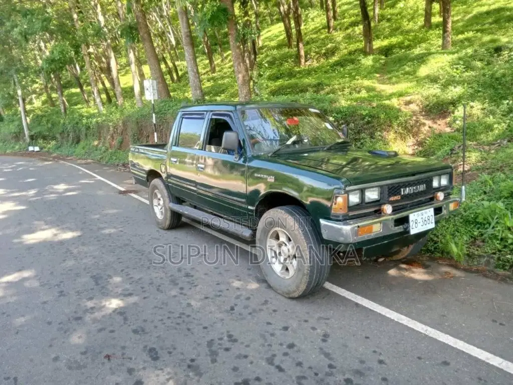 Nissan D 720 1986 Pickup (Used)