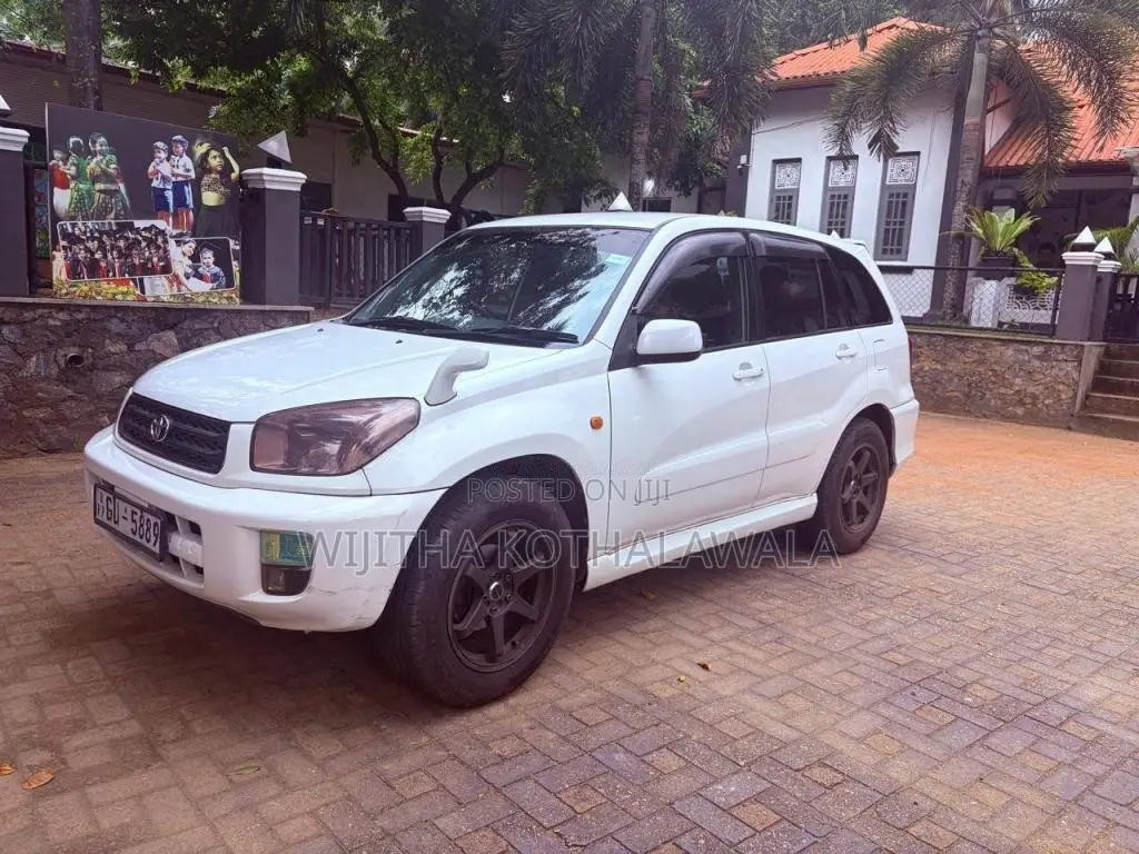 Toyota RAV4 2000 SUV (Used)