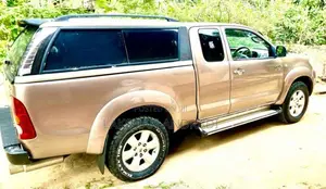 Toyota Hilux Vigo 2009 Pickup (Used)