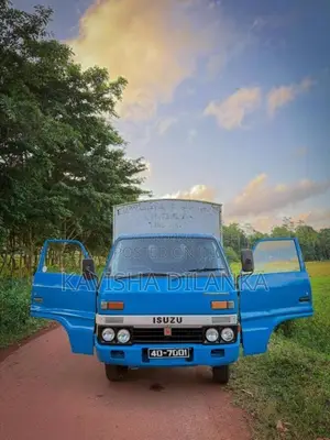 Isuzu ELF 1985 Lorry (Used)