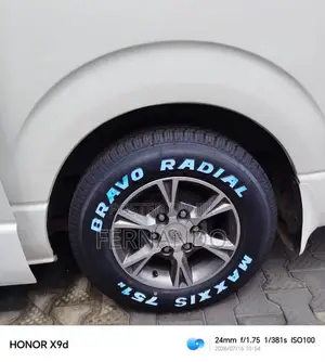 Toyota Dark Prime 2017 Van (Used)