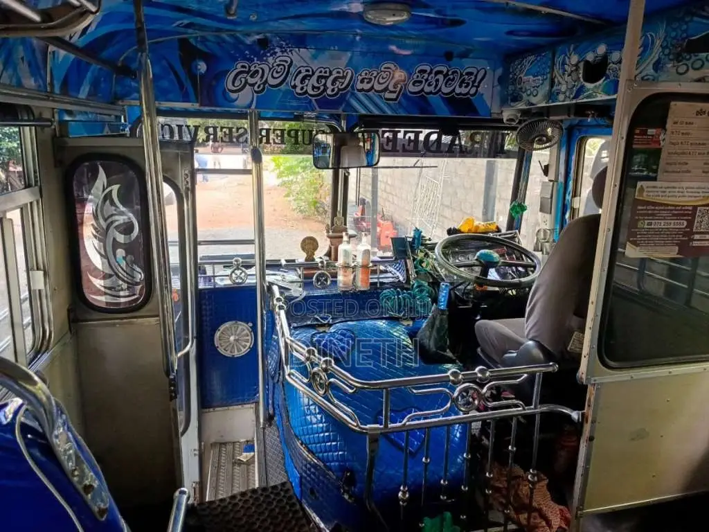Ashok-Leyland Viking 2014 Bus (Used)