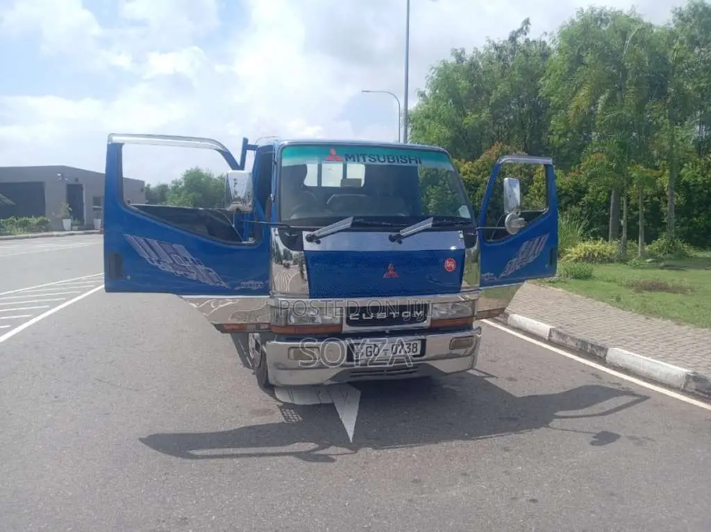 Mitsubishi Canter 1995 Lorry (Used)