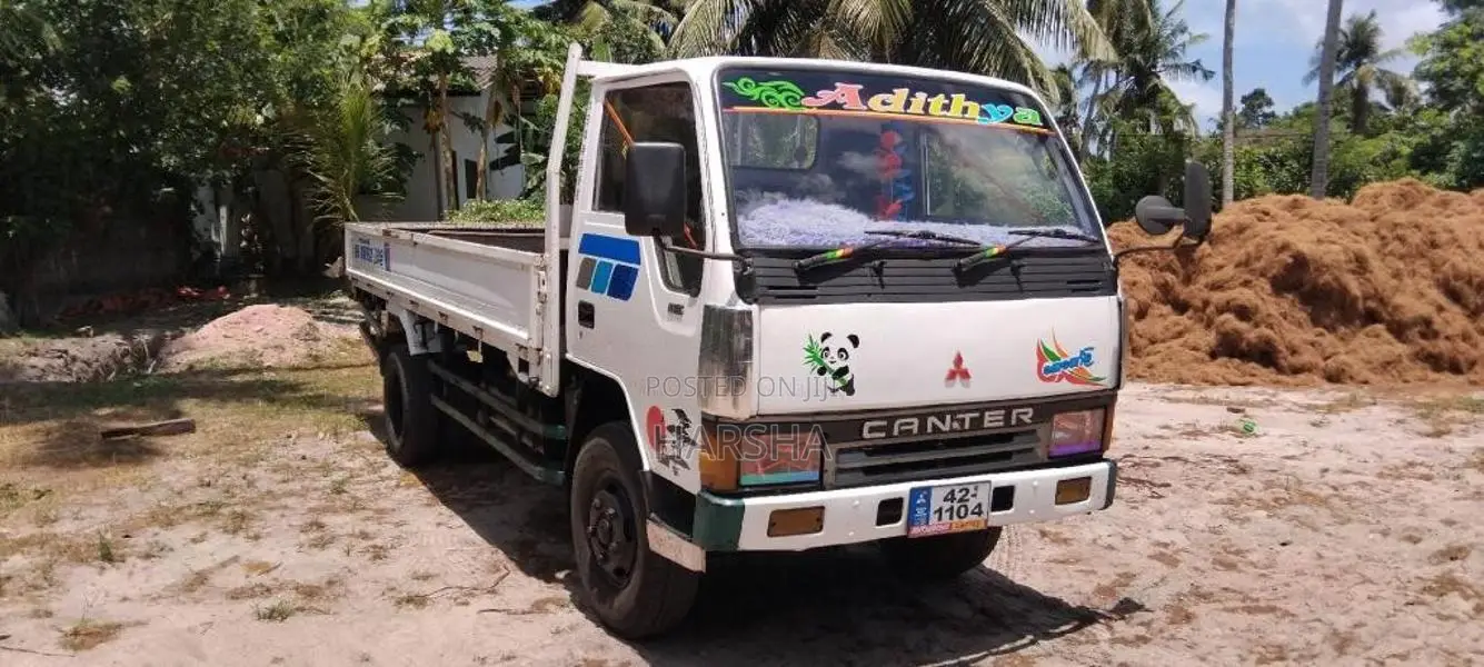Mitsubishi 14.5 1983 Lorry (Used)