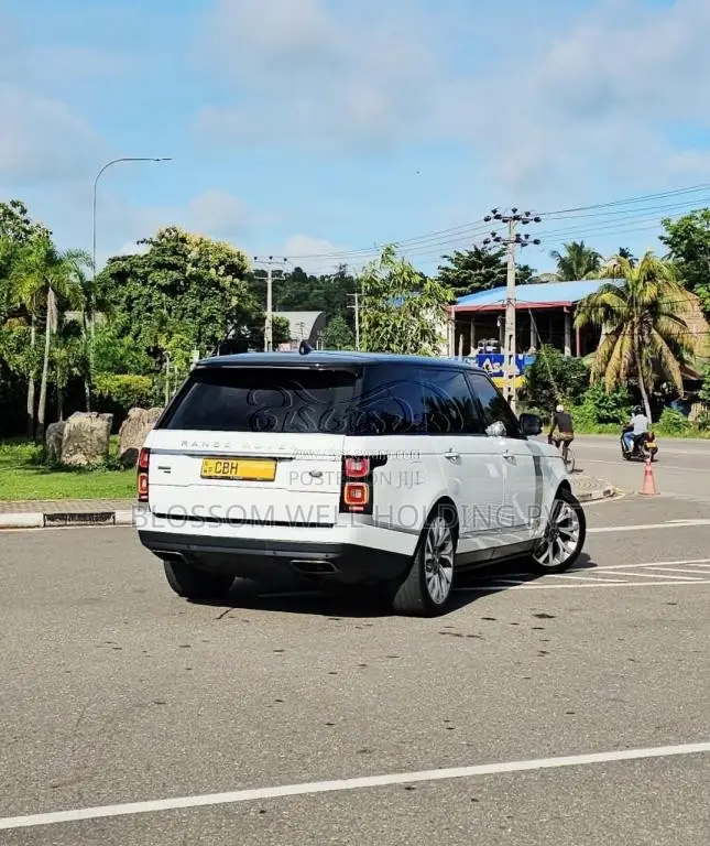 Range-Rover Autobiography LWB COMFORT PLUS SIGNATURE 2019 SUV (Used)
