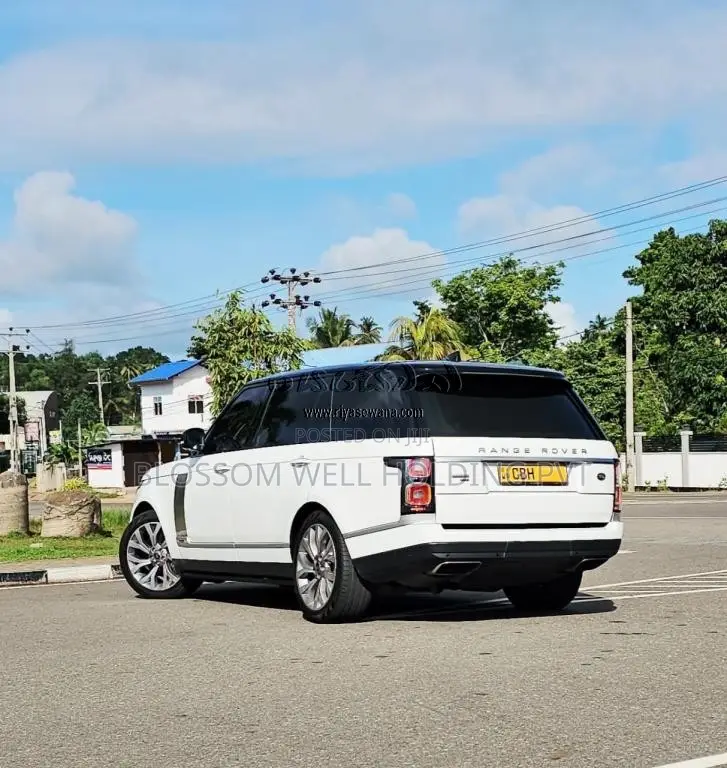 Range-Rover Autobiography LWB COMFORT PLUS SIGNATURE 2019 SUV (Used)