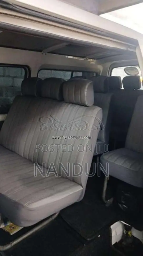 Nissan Caravan 1993 Van (Used)