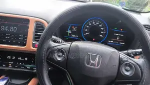 Honda Vezel 2016 SUV (Used)